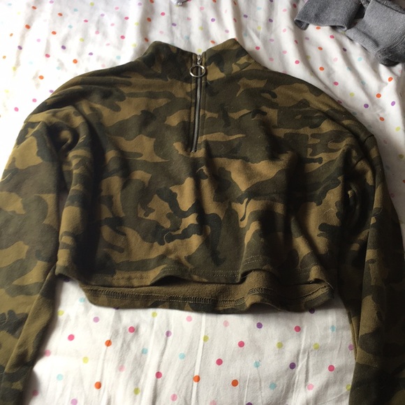 Zipped crop top - Picture 1 of 1